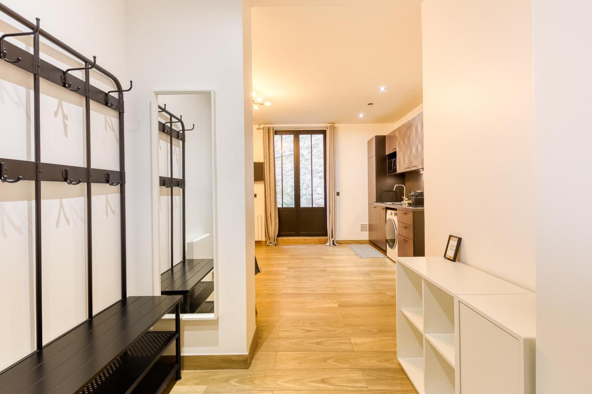 Parking Gratuit - Montmartre Charme & Patio Prive - Sacre-Coeur Metro Anvers 巴黎 外观 照片